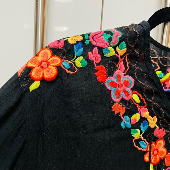 Misa Los Angeles Black Long Sleeve Butterfly Sleeve Blouse with Embroidery - Picture 4 of 4